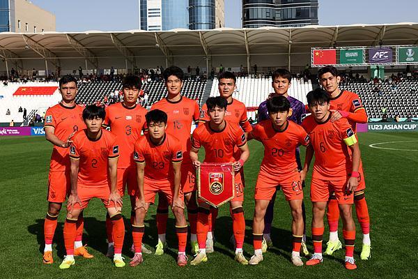 B体育手机版下载-安东尼奥提醒弟子保持专注 中、泰两队均有1名主将停赛