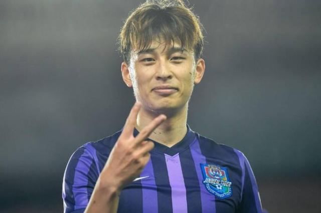 B体育移动平台-巴顿期待回工体：就像回娘家 希望在国安身上抢分